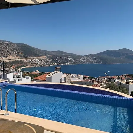 Pavilion Melis Kalkan